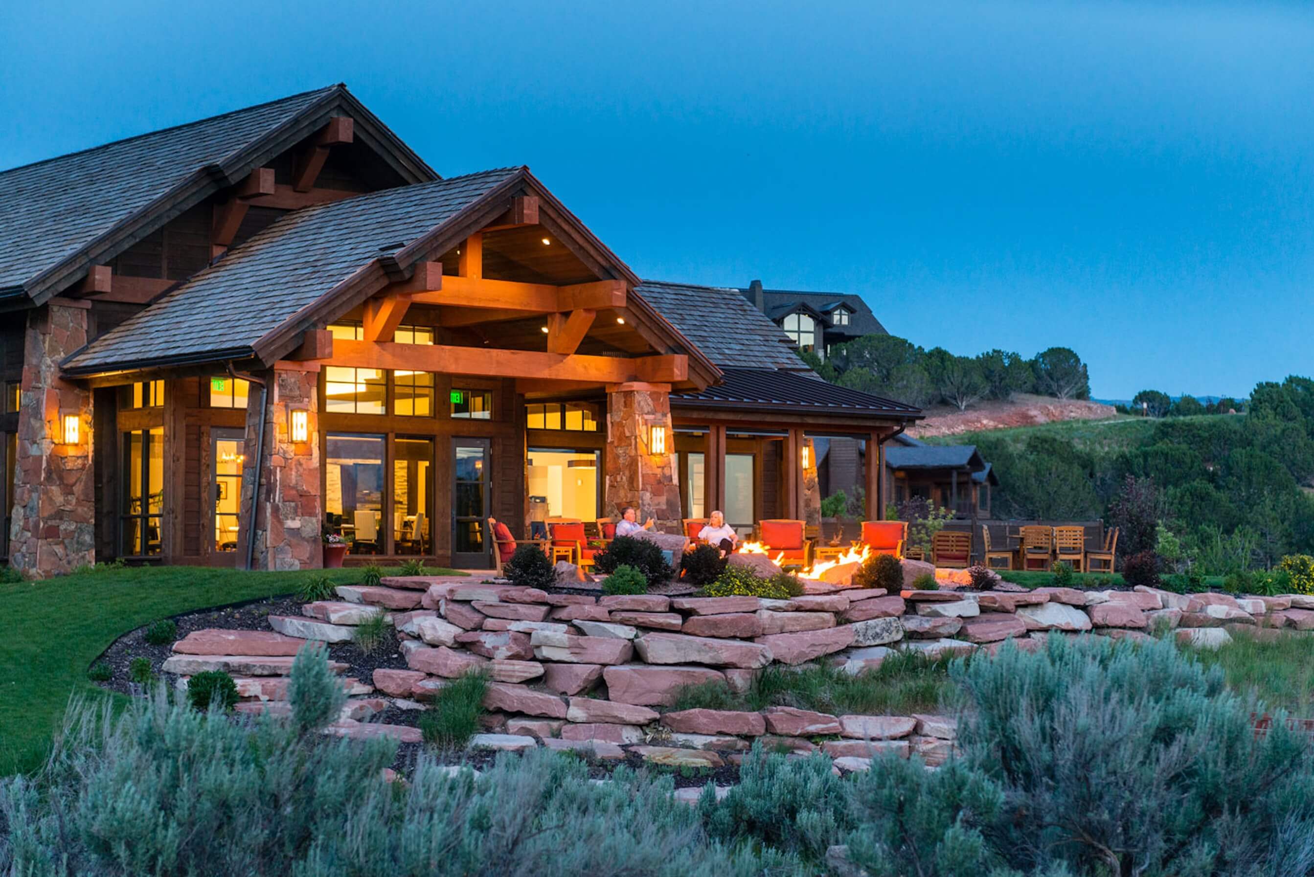Clubhouse Firepit with Couple sm