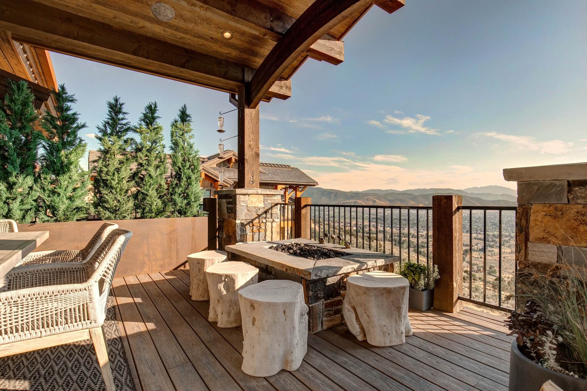 Lookout Peak Circle