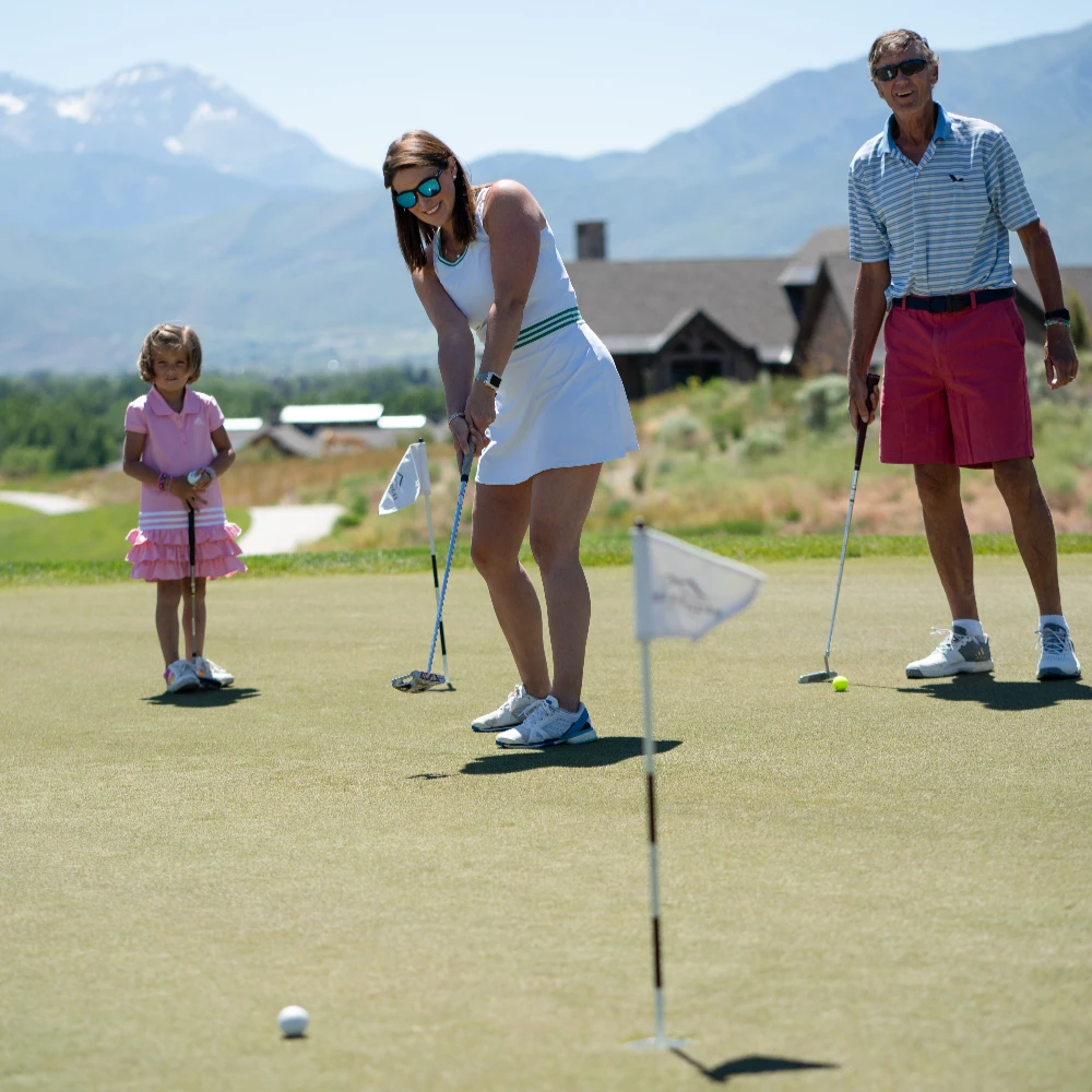 Red ledges golf park family