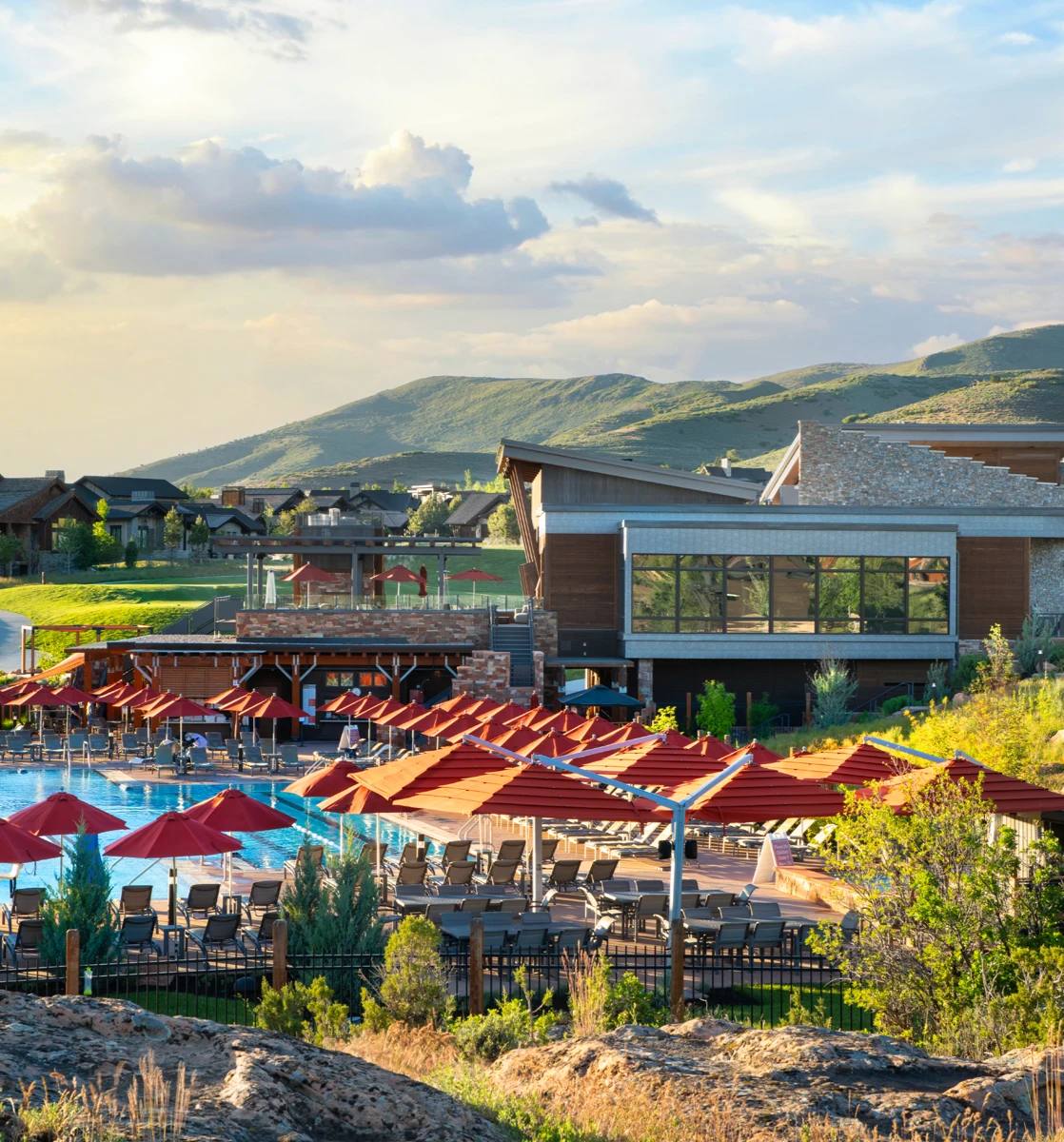 Red ledges village center